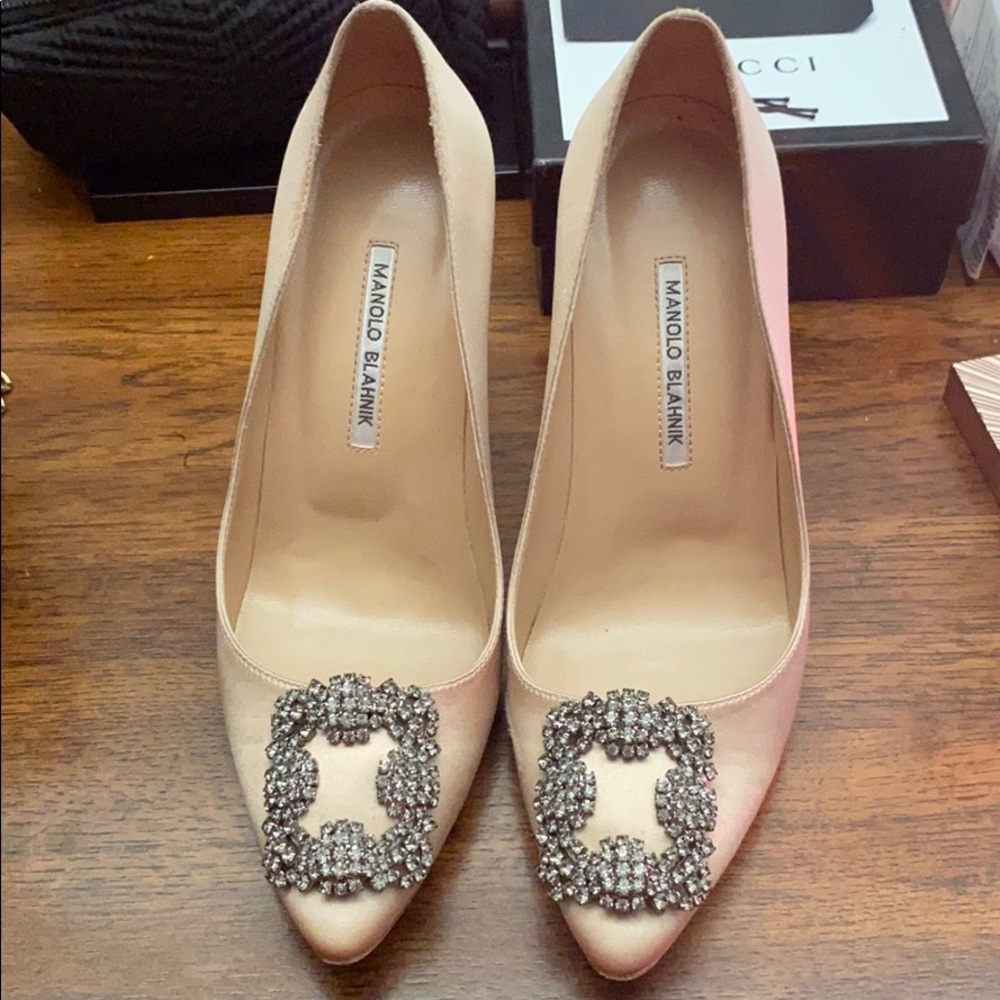 Tan Manolo Blahnik